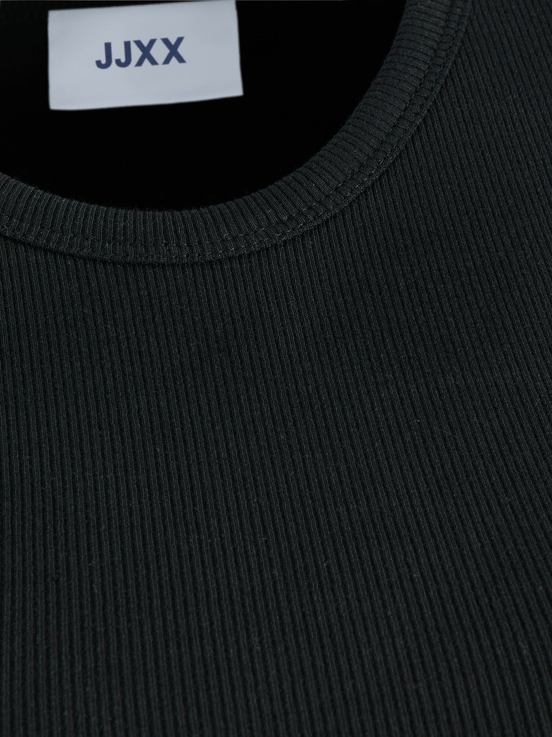 JXFREYA T-Shirt - Black
